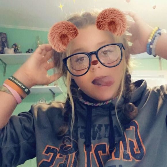 Meet your Posher, Taegan - Picture 1 of 1